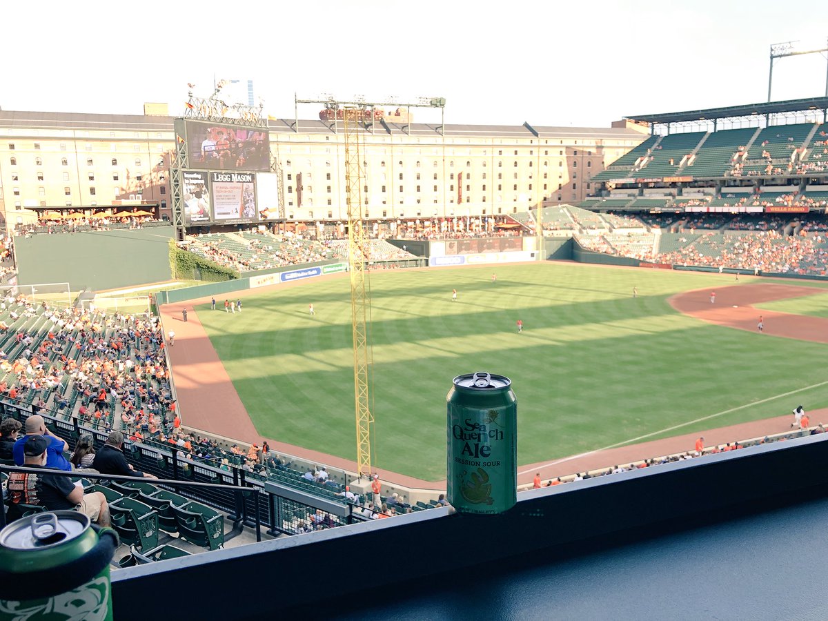I_Blank_You's tweet photo. @masnOrioles @Orioles @OrioleBird @dogfishbeer Watching and relaxing on a beautiful day with spectacular temperatures! #SeaQuench #sour @DowntownBalt @BaltimoreMD @brewbalt https://t.co/1osyRgsxN1