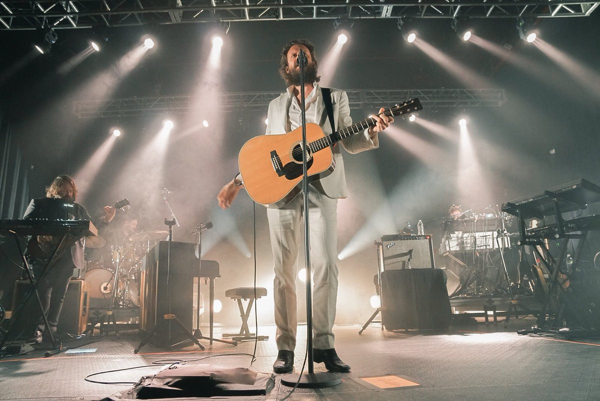shutter16's tweet photo. Gallery: #FatherJohnMisty and #KingTuff played us some tunes this week at @FillmoreNC were you there? See what @keelycaulder caught in the pit - and catch this tour!!
https://t.co/5bnCqugLZg
#twitfromthepit #fillmorenc @LiveNationNCSC  @LiveNation https://t.co/VCodYVHSRB
