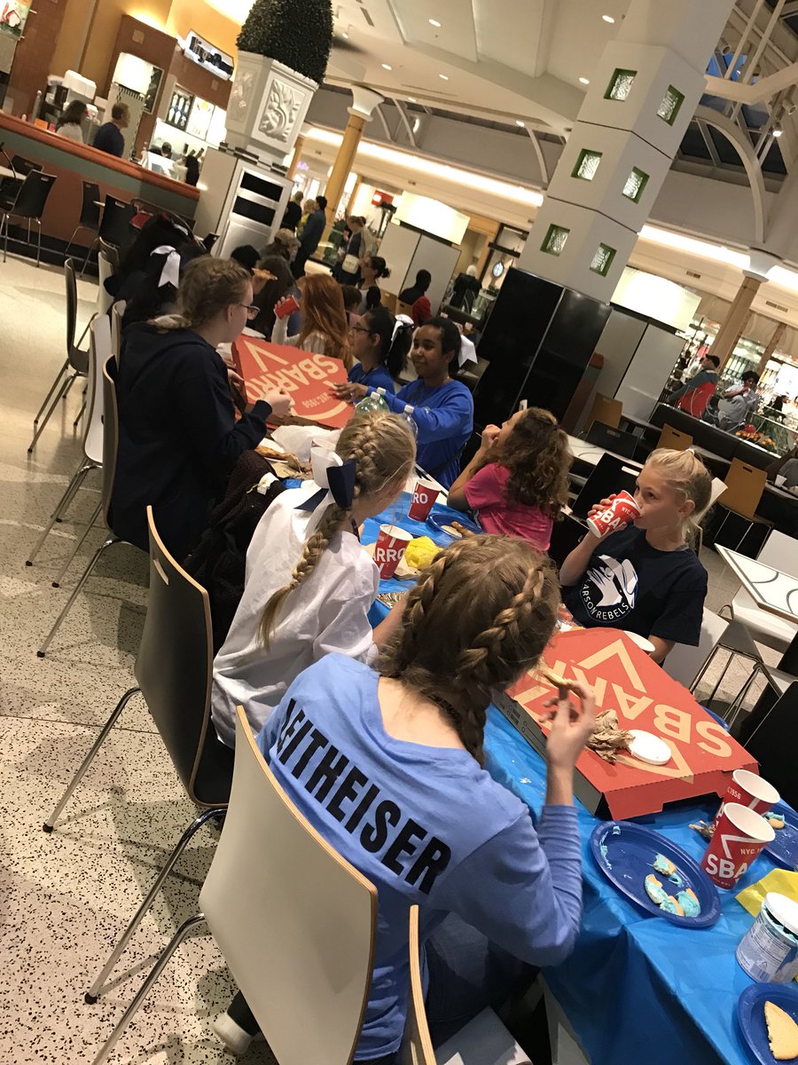 CoachCarroll2's tweet photo. Team bonding with @LarsonMS cheerleaders, 6th-8th.. Building each other up, through encouragement and teamwork. #sisterhood #builditup #trustyourteam https://t.co/aXsBb11yo9