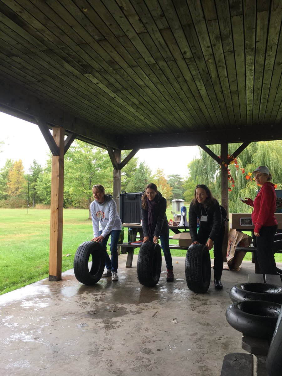 MichelleKisil's tweet photo. What do you do when it begins to rain & youโre โtiredโ of waiting for it to stop so you can get your session โrollingโ? โWheelโ on over the shelter where you can #letthegoodtimesroll ๐คทโโ๏ธ๐๐๐ป#tires #tubes Thanks @bobthomasOCSB 4 such pun!#ocsbOutdoors #ovsb #mchughwellness https://t.co/BSvdWowppc