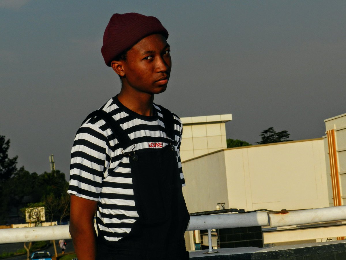Lesego43858443 tweet picture