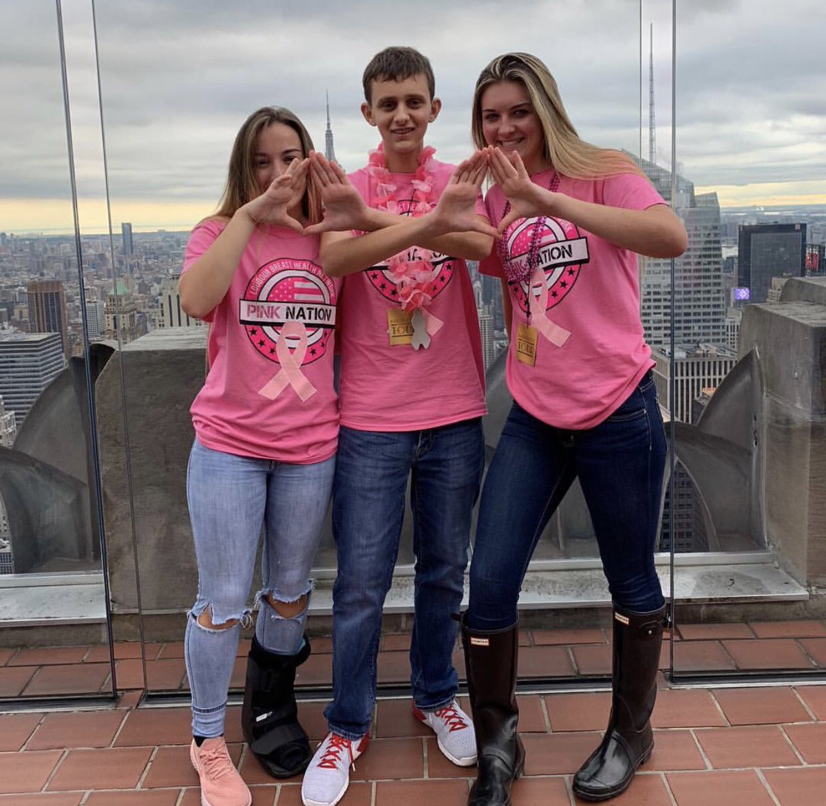 BRHSPinkProject's tweet photo. SO much fun going to New York City yesterday with 50 deca members! Always a fun time raising awareness for Loudoun Breast Health Network @LoudounBHN We got featured on the @TODAYshow &amp; had a blast walking around doing things in the city afterwards #allforLBHN #pinknation https://t.co/pheEq6kean