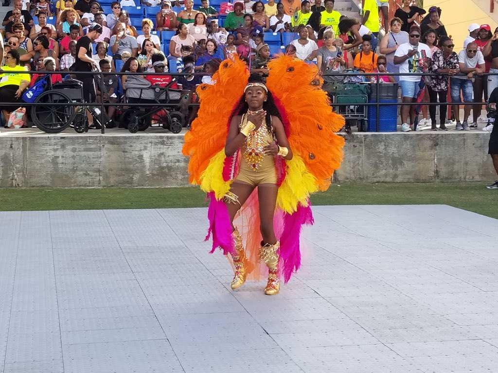 MIABROCARNIVAL's tweet photo. Loving the Mas costumes by Royalty Kids 💜💕 #JrCarnival https://t.co/gJtsPbd0KL