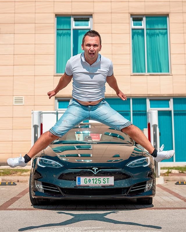 teslacarhq's tweet photo. The Model 3 just received a perfect 5 star score from NHTSA! ⭐ And Elon just announced Dashcam access will be enable on V9 software! 🚗💯 🌎
_________________________
Charged to 80% #wepa #teslasupercharger #Teslamodels #teslamodels90d #jumping #tesla #friend ( #📷 @bangalula ) https://t.co/aeuKeqYEnW