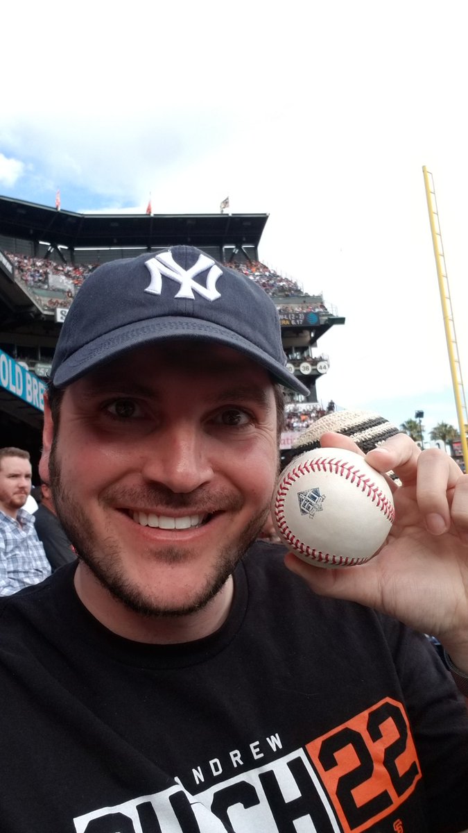 RobTnova24's tweet photo. And I caught my first foul ball #serendipity #thanksSF #thanksJetBlue https://t.co/19LxjlHIci