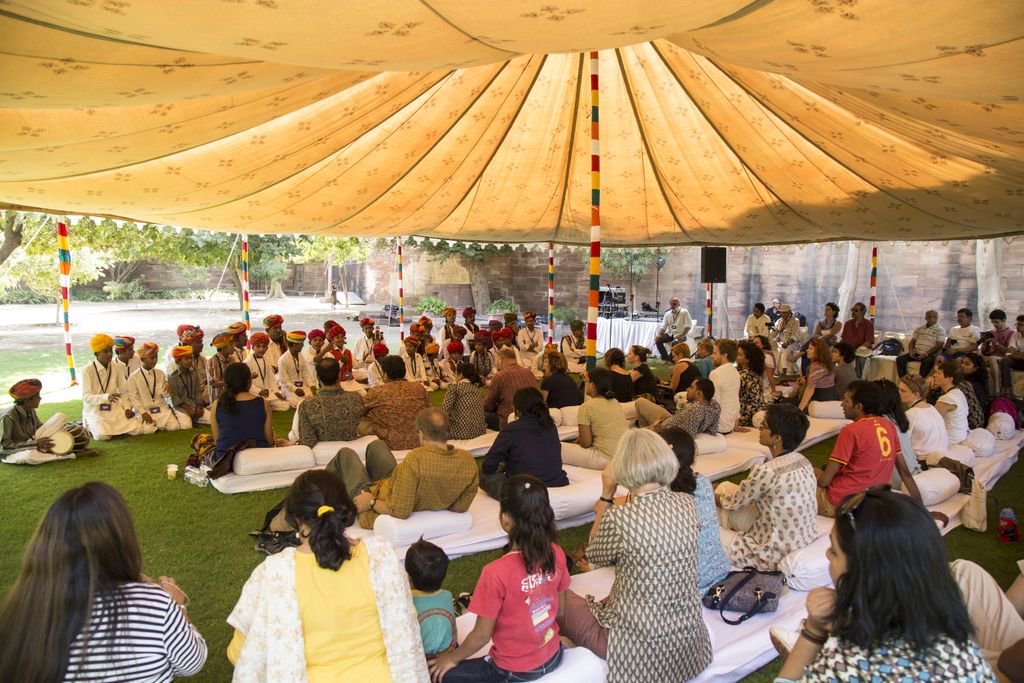 JodhpurRIFF's tweet photo. On Day 2 #JRIFF hosts a talk on Kashmiri music with artists like Shafi Sopori, Mohammed Muneem, Nour Mohammed & @vibha_saraf. Day 3 brings to us Padma-Shri-awardee C. P. Dewal unraveling Meera Bai’s poetry, along with performances.
Book your passes now at https://t.co/pn54vylEIs https://t.co/abGTP3EjJ4