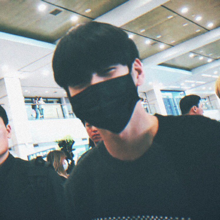 __yourcigarette's tweet photo. good morning to my love only

#옹성우 https://t.co/aNDt3bJddW