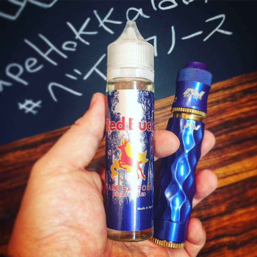 HokkaidoVape's tweet photo. おはようございます
ノース開店でーす!
人気のリキッド
🦌『Red Buck 60ml』🦌
リストックしましたよ〜♪
60mlサイズのリキッドって、吸い切れる大きさだし、出かける時にも邪魔にならないから好きなんですよね🤓
#ベイホクノース #vapehokkaidonorth #vapesapporo #redbuck #avidlyfe #blemlyfe https://t.co/r6IrNWbPEL