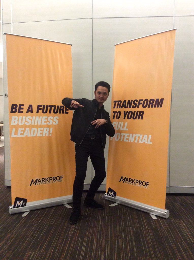 heyyzamm's tweet photo. Kajejehan at the forum. Yucks. π€π
#MarkProf #MarkProf15 https://t.co/cZLBWurKZb