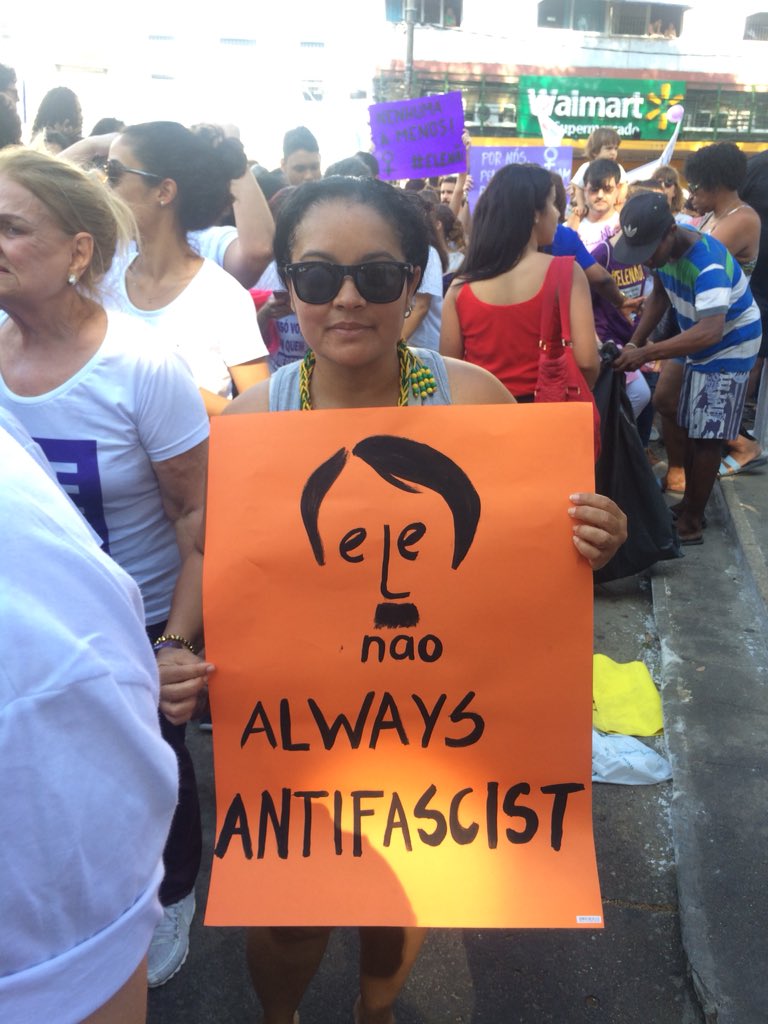 2interativa's tweet photo. #EleNão #HimNot ATO POLÍTICO. MULHERES CONTRA BOLSONARO!!!.✊🏿✊🏻✊🏽#Salvador #BolsonaroNaCadeia #elenão #himnot https://t.co/T3E2GGhagk