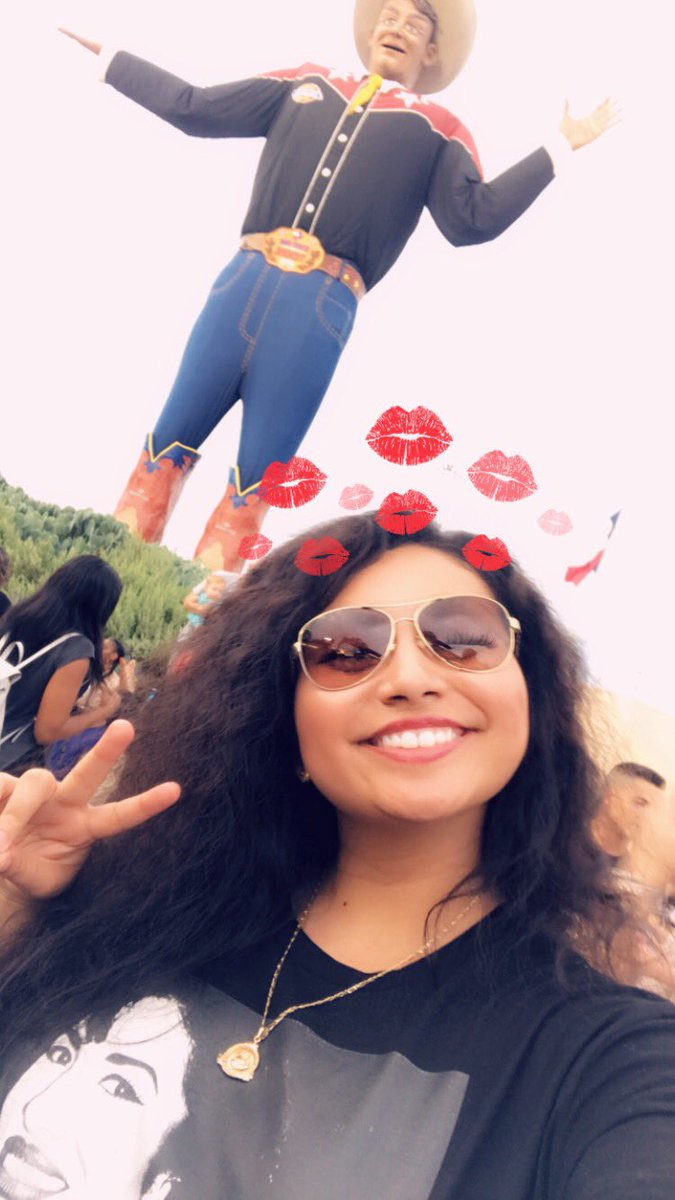 Wonderwoman2434's tweet photo. #StateFairClassicWeekend 💜💛 ‘‘twas lit 🔥 #StateFairofTexas https://t.co/XJcJizTH9v