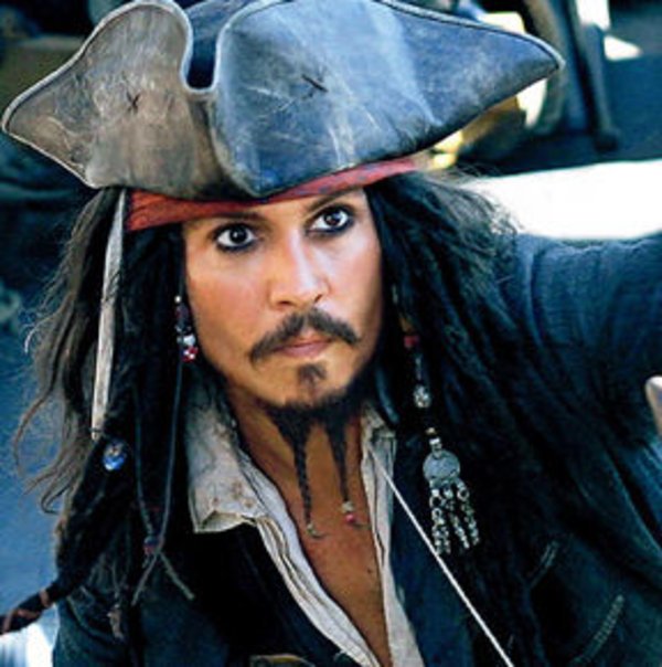 DejaChoo's tweet photo. Pic1: Mulnivasi Pirate
Pic2: Aariyan Invader, converted pirate .
#RTFor #Jack like for eternal copy paste pirate #Thug Aamir. https://t.co/4ezg9EHd5r