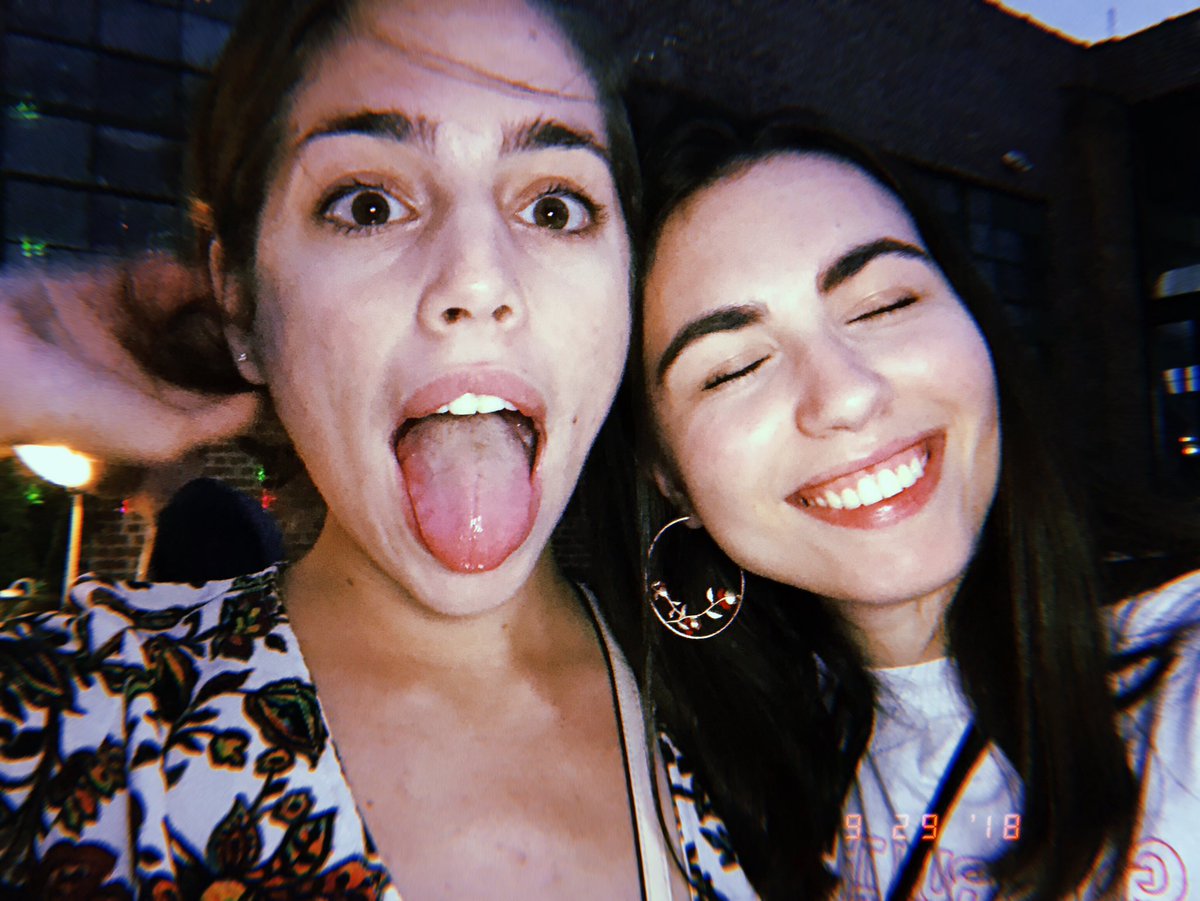 MarinasUpdates's tweet photo. Drunk and ready for marina https://t.co/9V6ZEu9Lxp