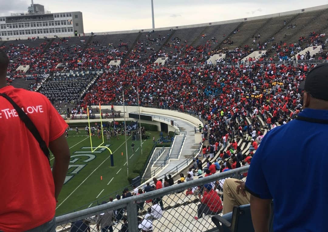 jsunaabtc's tweet photo. #JSUNAABTC  Sponsored Raymond High School Students, at #JSU High School Day! Looks like they had fun!!! #futurealums 🐯🐯🐯 #JSUNAABTCHSD18 https://t.co/hnkJxEdDW0