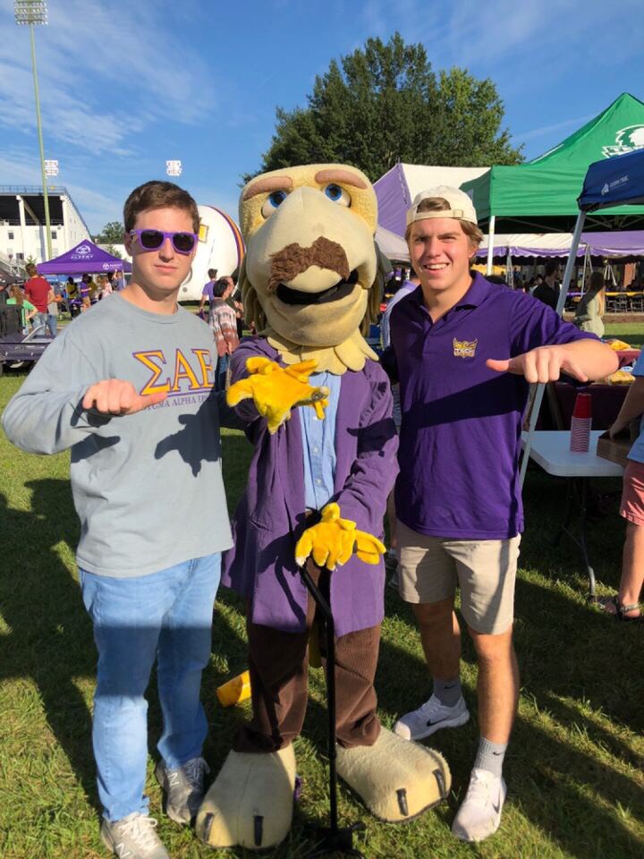 We had a great time at the tailgate this evening! #WingsUp