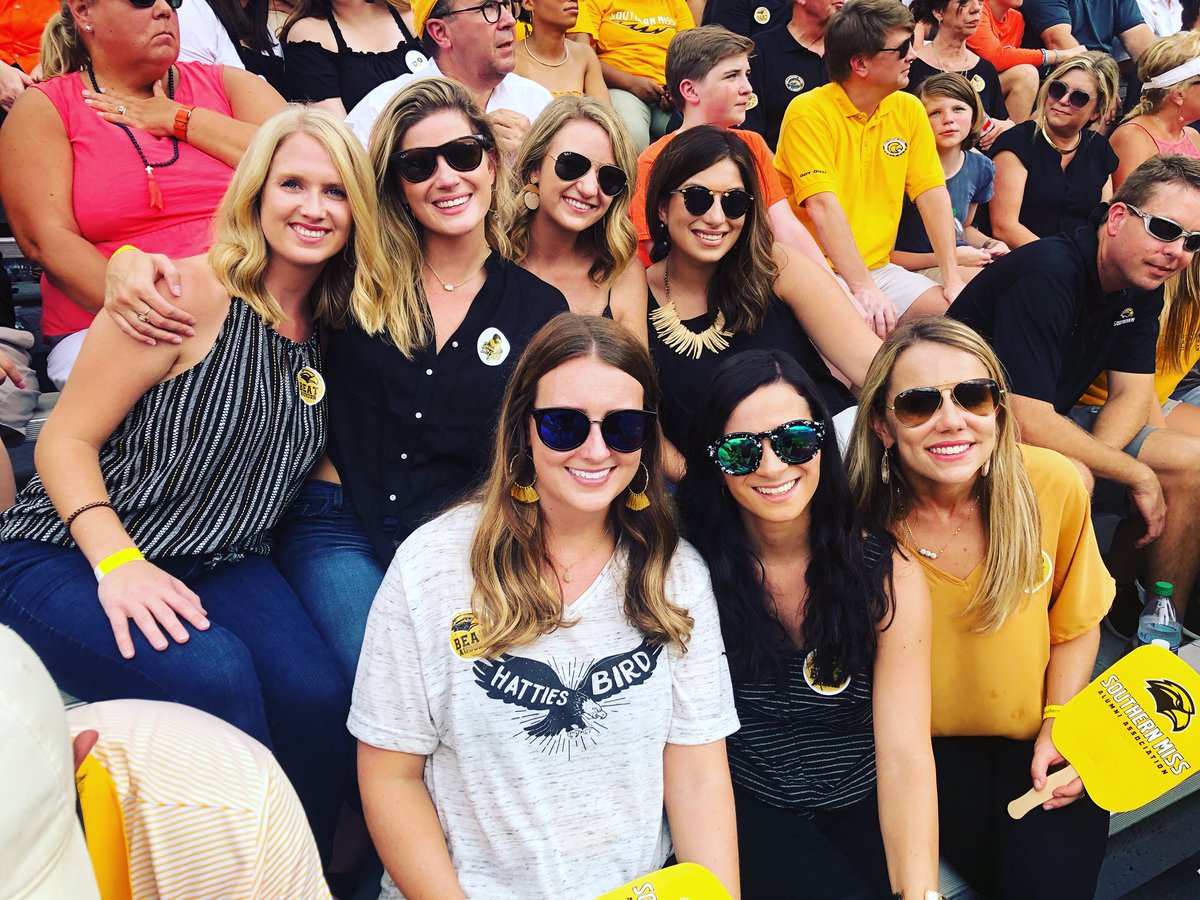 JessicaDCarmean's tweet photo. Can’t rain on our parade. 🌧 🌩 #LightningDelay #OneHourAndCounting #ToTheTop 🦅 https://t.co/cYCfMexJyi