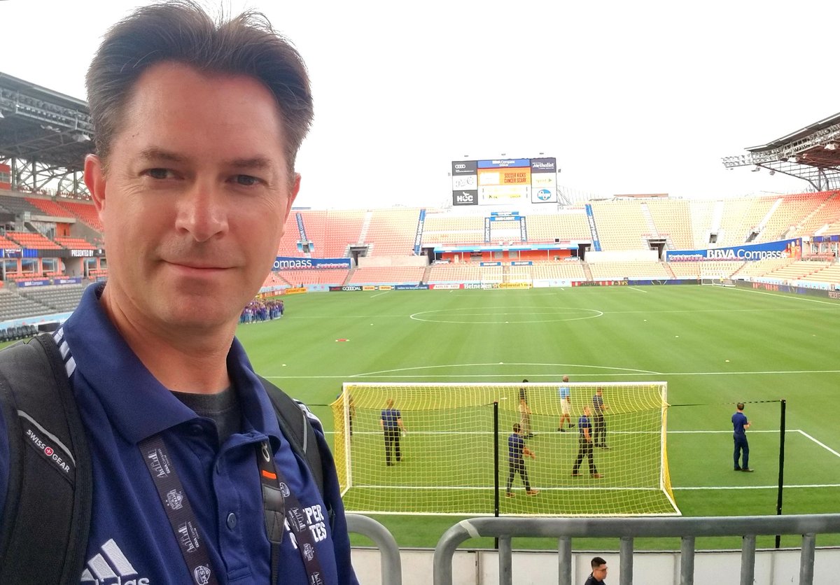 Michaelcx's tweet photo. #Gameday!
#HOUvSJ
#ForeverOrange
#KeeperNotes https://t.co/CgeSN6oKh0