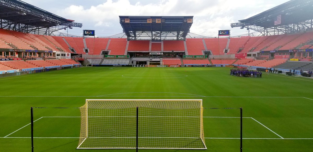 Michaelcx's tweet photo. #Gameday!
#HOUvSJ
#ForeverOrange
#KeeperNotes https://t.co/CgeSN6oKh0