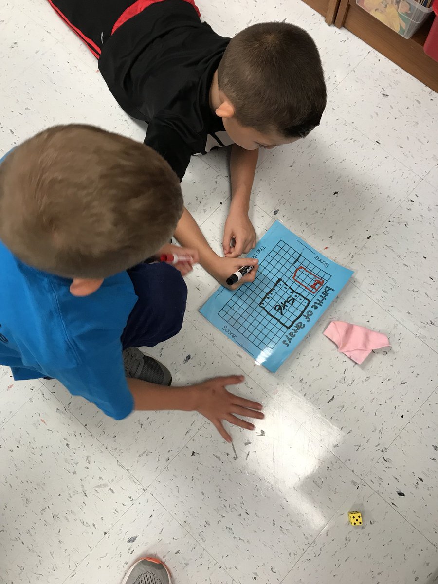 CathyO710's tweet photo. Playing math games which focuses on practicing multiplication facts #Judson #CalabreseClan #factorpairs #battleofarrays @Inv3_Math #MathforLife #thirdgradeworldchangers https://t.co/9YR1I6Xoaz