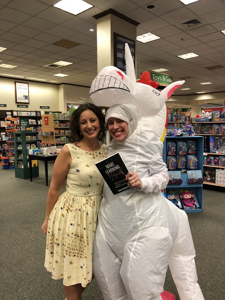 Salingl1's tweet photo. With Tisha Richmond at her book signing, Barnes &amp; Noble. #makelearningmagical #barnesandnoble https://t.co/04ADbi6oBU