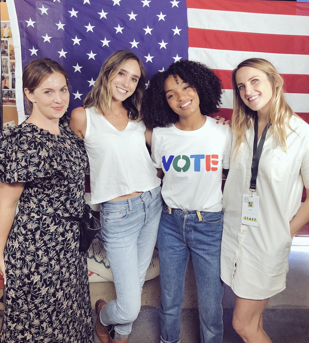 VOTE!!! @YaraShahidi <a href="/EighteenX18/">Eighteen x 18</a>