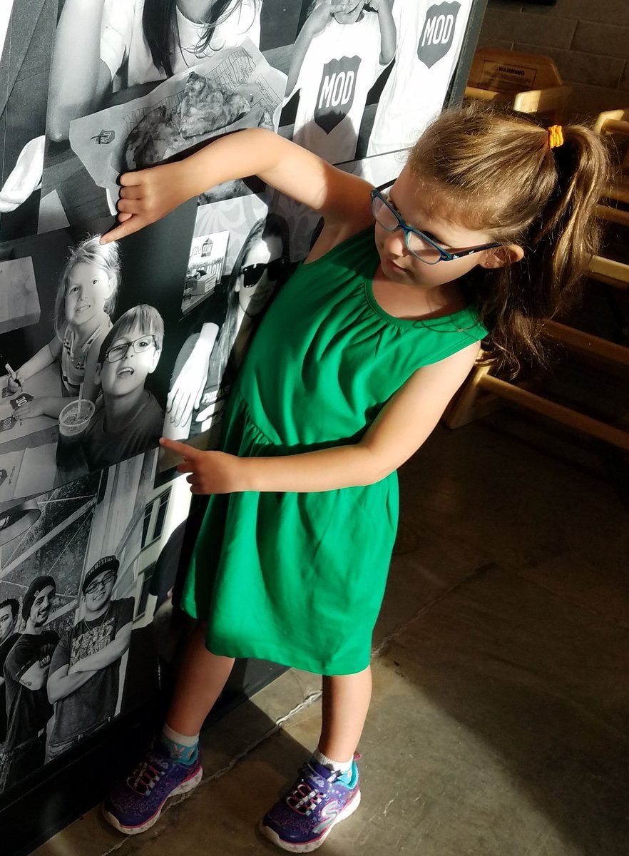 SweetTea4Sophie's tweet photo. I spy with my little eyes something, hey it's me!

@MODPizza #modness https://t.co/CDQVsiC3ND