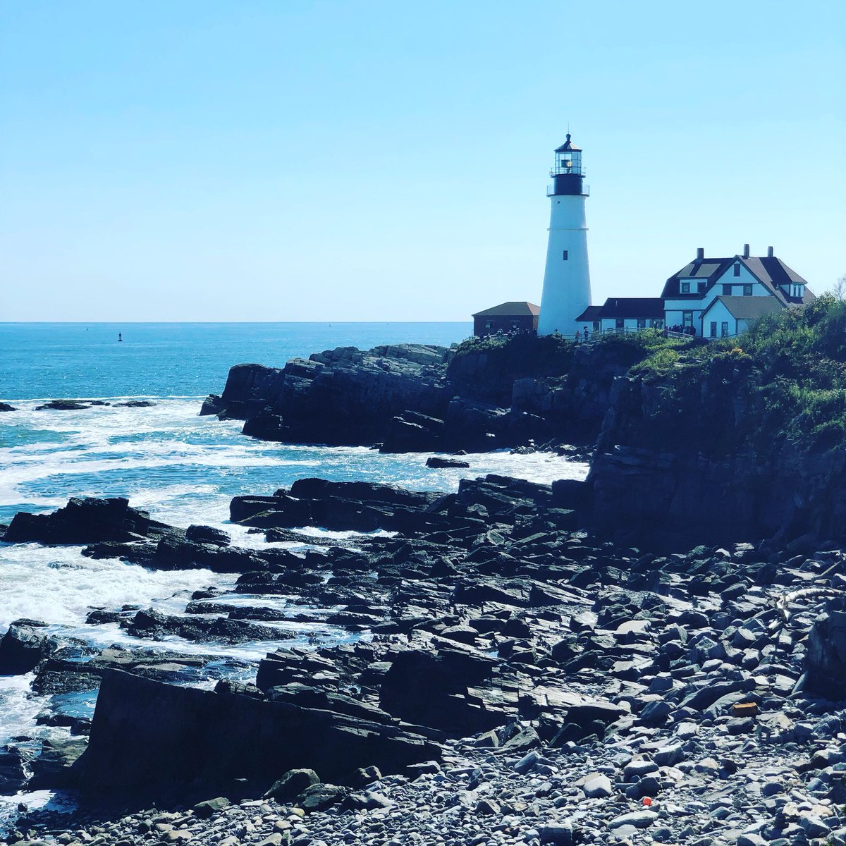 agjones45's tweet photo. Tourist today...marathoner tomorrow! #mainemarathon #marathonmaniacs #24th26.2 https://t.co/8c82P9fcSl