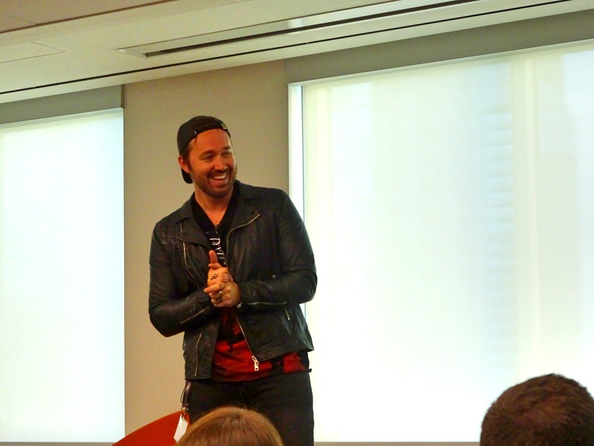 TheSweetFoodie3's tweet photo. Yesterday attended another great & amazing @foodbloggersCA conference on their last stop in Toronto at @PenguinRandomCA 4 their Great Canadian Road Trip! A great lineup of speakers included @dennisfprescott @joyoushealth @Suresh & Charlene Theodore!! An inspiring group! #FBC2018 https://t.co/d0Awe77E83