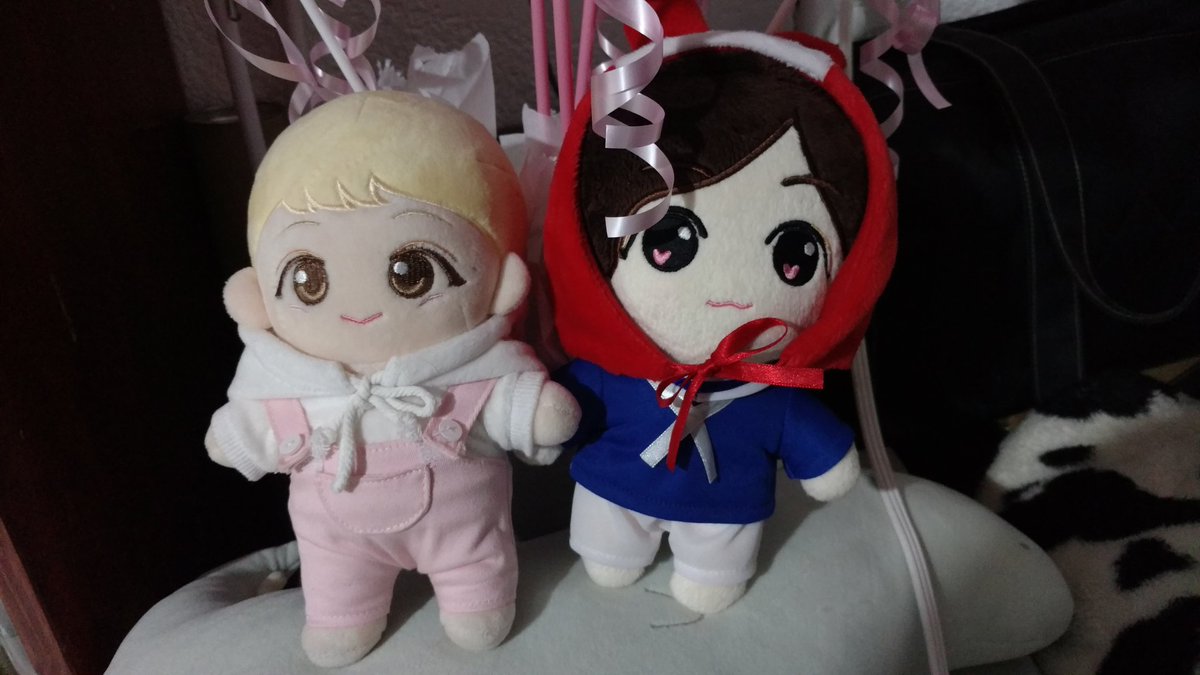niiuat's tweet photo. Thank u honey You are the best ;+; my babies are together now <3  @hani17melody https://t.co/TkyzZ8gzNP