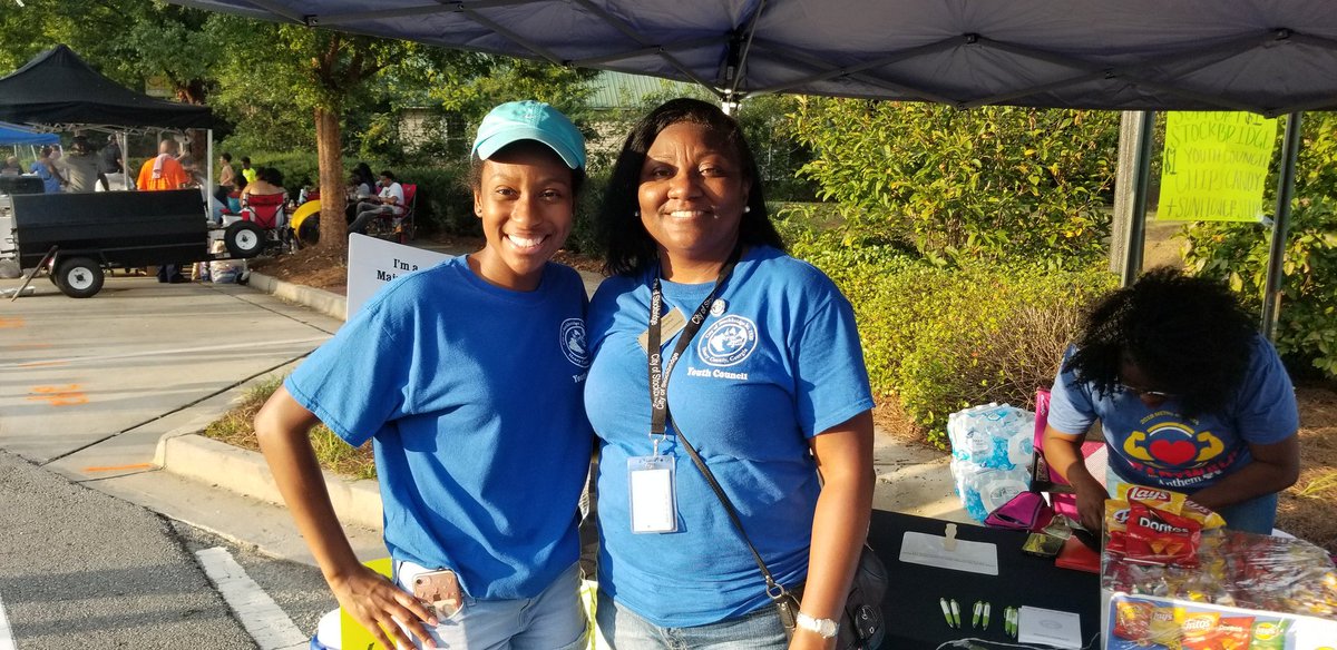 stockbridgecity's tweet photo. We are enjoying Bridgefest 2018 here in Stockbridge. This is the ultimate family experience.
#news #CityofStockbridge #Stockbridge #community #weekend #BridgeFest #September #familyfun #BridgeFest2018 https://t.co/bWVbDrfrEX