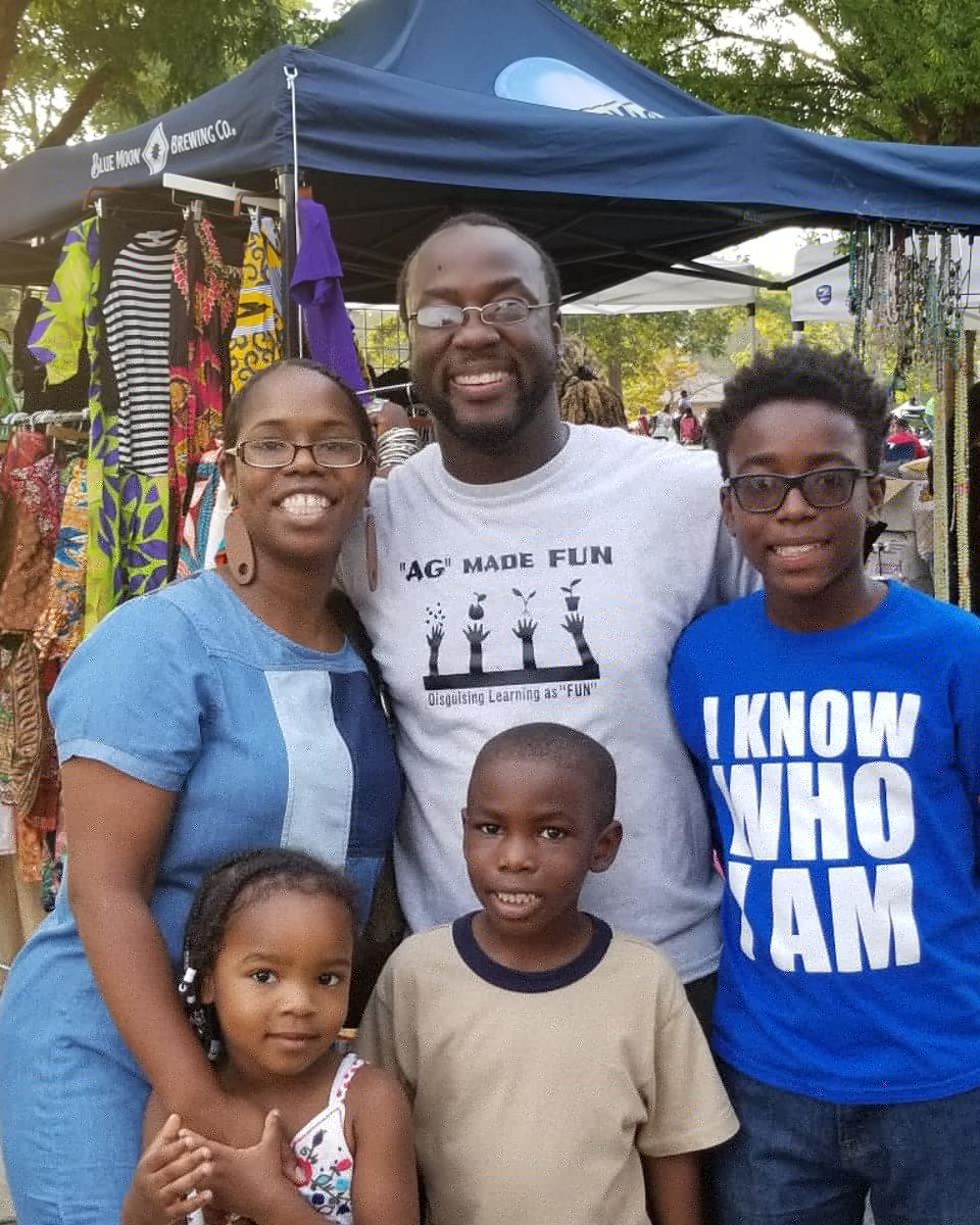 stockbridgecity's tweet photo. We are enjoying Bridgefest 2018 here in Stockbridge. This is the ultimate family experience.
#news #CityofStockbridge #Stockbridge #community #weekend #BridgeFest #September #familyfun #BridgeFest2018 https://t.co/bWVbDrfrEX