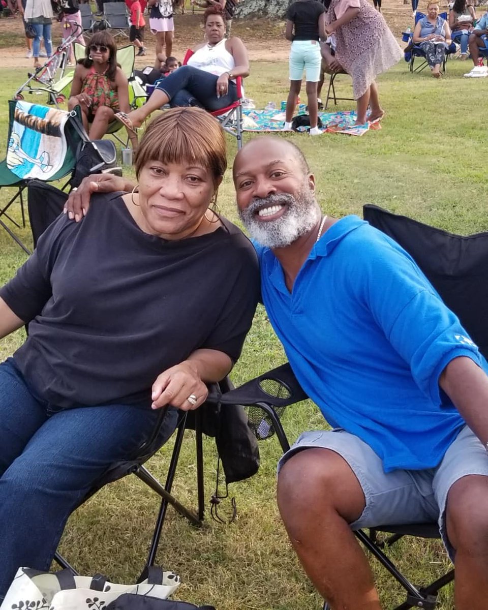 stockbridgecity's tweet photo. We are enjoying Bridgefest 2018 here in Stockbridge. This is the ultimate family experience.
#news #CityofStockbridge #Stockbridge #community #weekend #BridgeFest #September #familyfun #BridgeFest2018 https://t.co/6uwda8Cseb