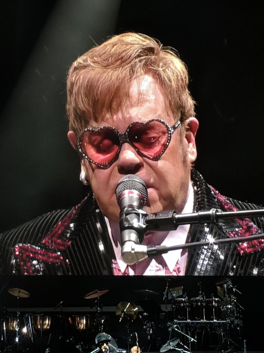 Elton John at his best and only 3 numbers in.  How does he do it consistently night after night. Go Elton.