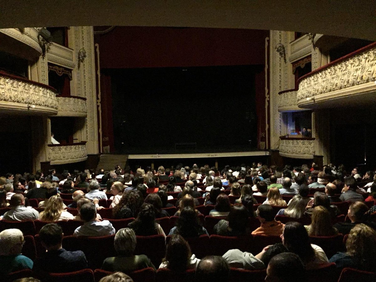 La Gira País sigue, y hoy nos encontramos en Paysandú con sala llena. ¡Muchas gracias a todos por acompañarnos!