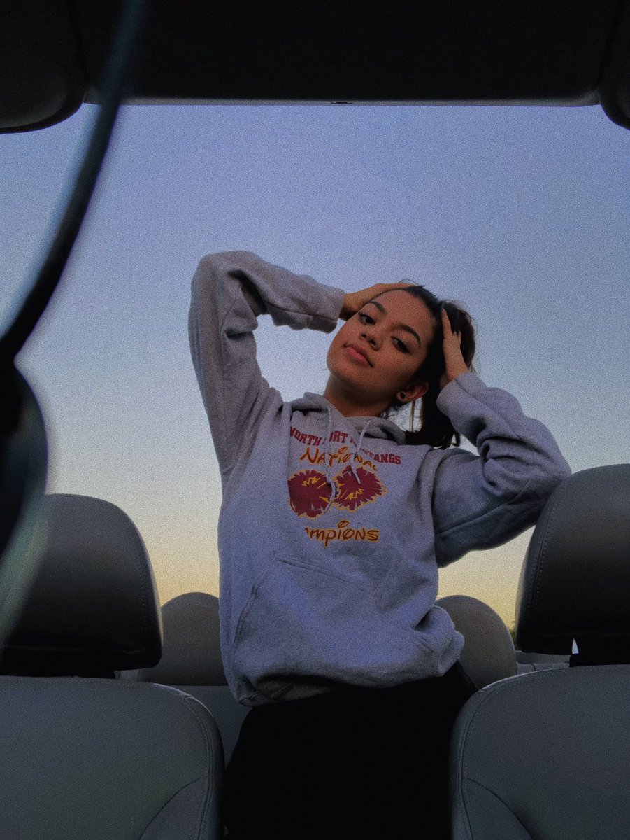 xsavlw's tweet photo. took myself on a date to watch the sunrise this morning :) https://t.co/dPDm0ROzsC