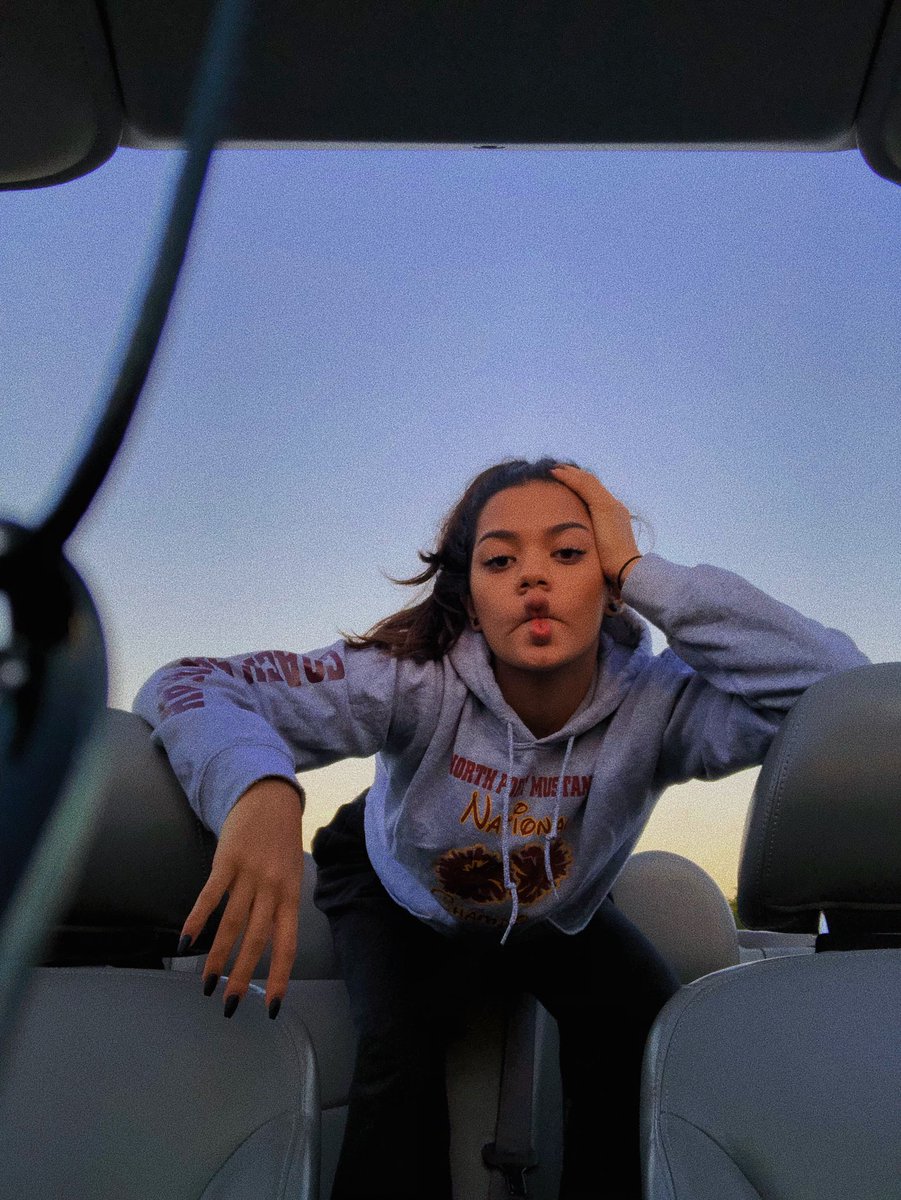 xsavlw's tweet photo. took myself on a date to watch the sunrise this morning :) https://t.co/dPDm0ROzsC