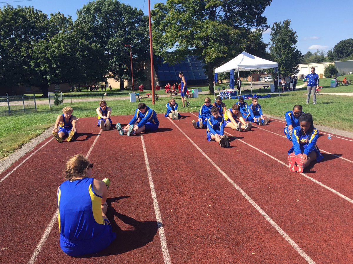 TSBTrackTeam's tweet photo. Day 2 of Conference ✅ All of our athletes pushed themselves to perform at their best! We’re coming home with having set new personal bests and a 2nd place finish for the Boys! https://t.co/IxJfh95X4s