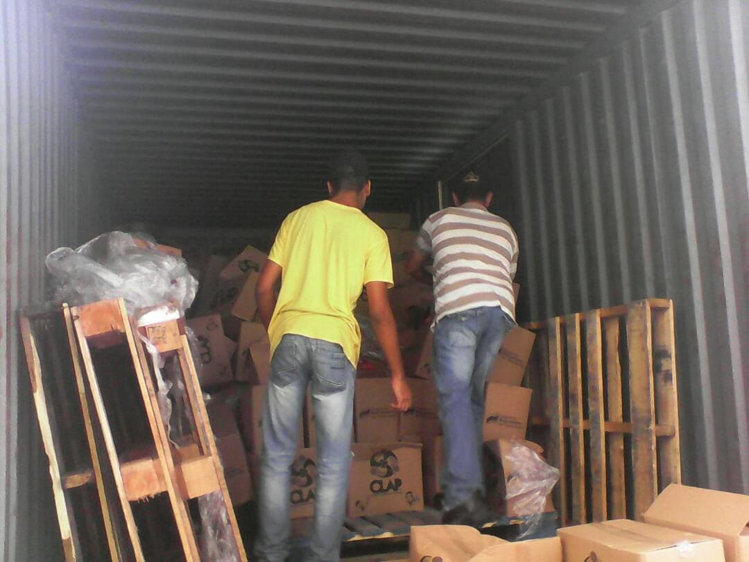 Clap19DeAbrill's tweet image. Más de 400 familias son beneficiadas con la entrega de cajas de alimentos por parte del #CLAP 19 de Abril Parroquia Altagracia, Caracas. @edom_altagracia @ClapOficial #ParroquiaAltagracia #TodoElPoderParaLosClap #VenezuelaDiplomaciaDePaz