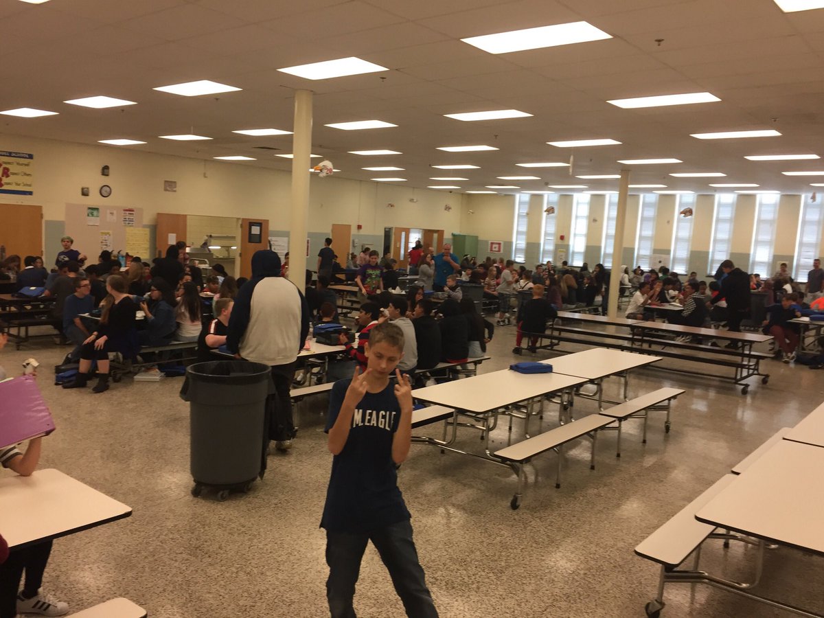 eevanosky tweet media