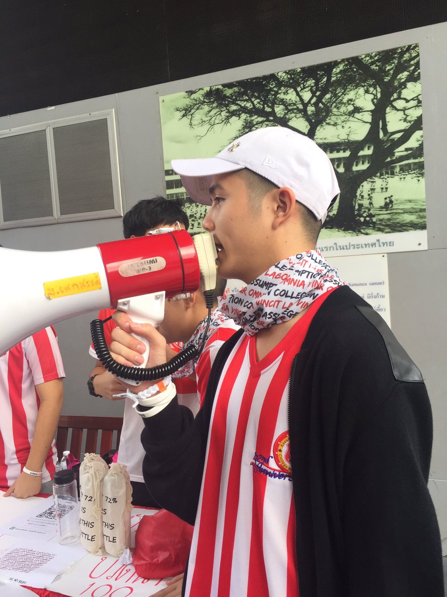 cuteguythailand's tweet image. ขายของเก่งจริงๆ 😂😘😍 @4wheelsss #turbomodel #accuteboy #cuteguythailand