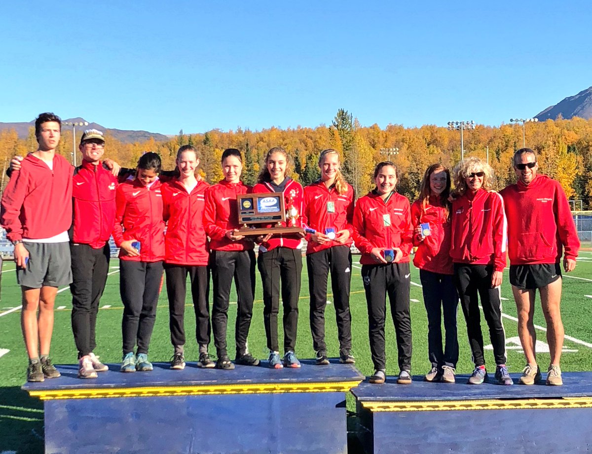 JDHSNews's tweet photo. JDHS Cross Country Girls win State!! 🥇And the whole JDHS XC team won the All Academic Award 📚🏆 Well Done Crimson Bears!!! ❤️🖤🐻 https://t.co/ArvCDWCckj