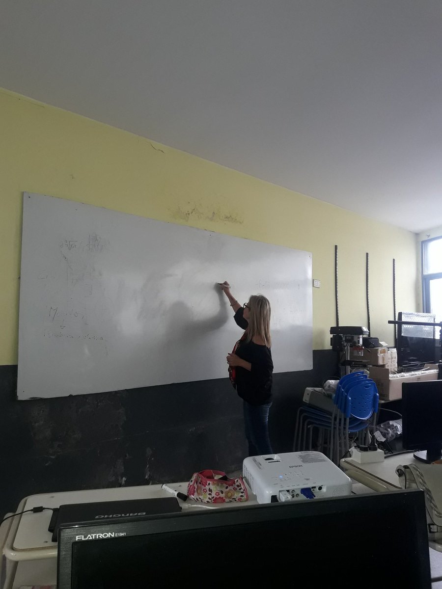 Sutamb1's tweet photo. Capacitación Software Aguapey. EEST N°1 PILAR. Primer encuentro. CENDIE. REGIÓN 11 @stellafornas @SergioS93432272 https://t.co/VhX1KXK1mj