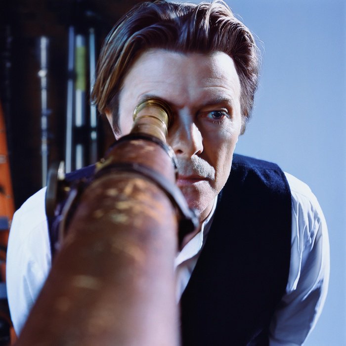 dark_shark's tweet photo. David Bowie, 2002 by Marcus Klinko https://t.co/6Ku7wDYB1C