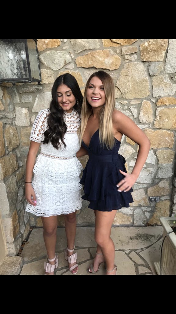 ava_ayalaaa's tweet photo. Bffs looking fly at hoco🙄🤗❤️ https://t.co/UbluNy3Pq4