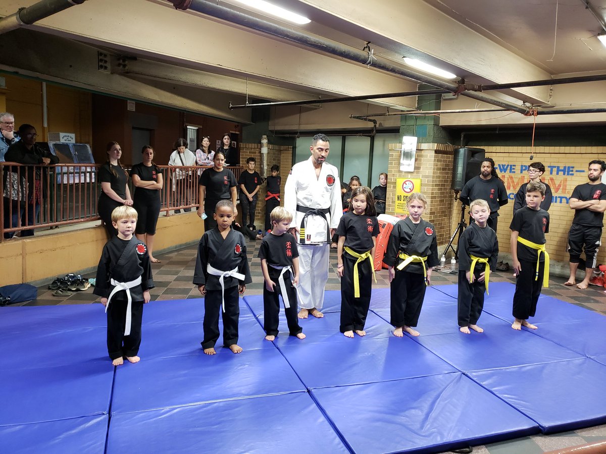 Juliefurt's tweet photo. #ArtAllNightDC #Tenleytown @WholeFoods #CombatJujutsu #ProudMom https://t.co/fwdBi7G8jG