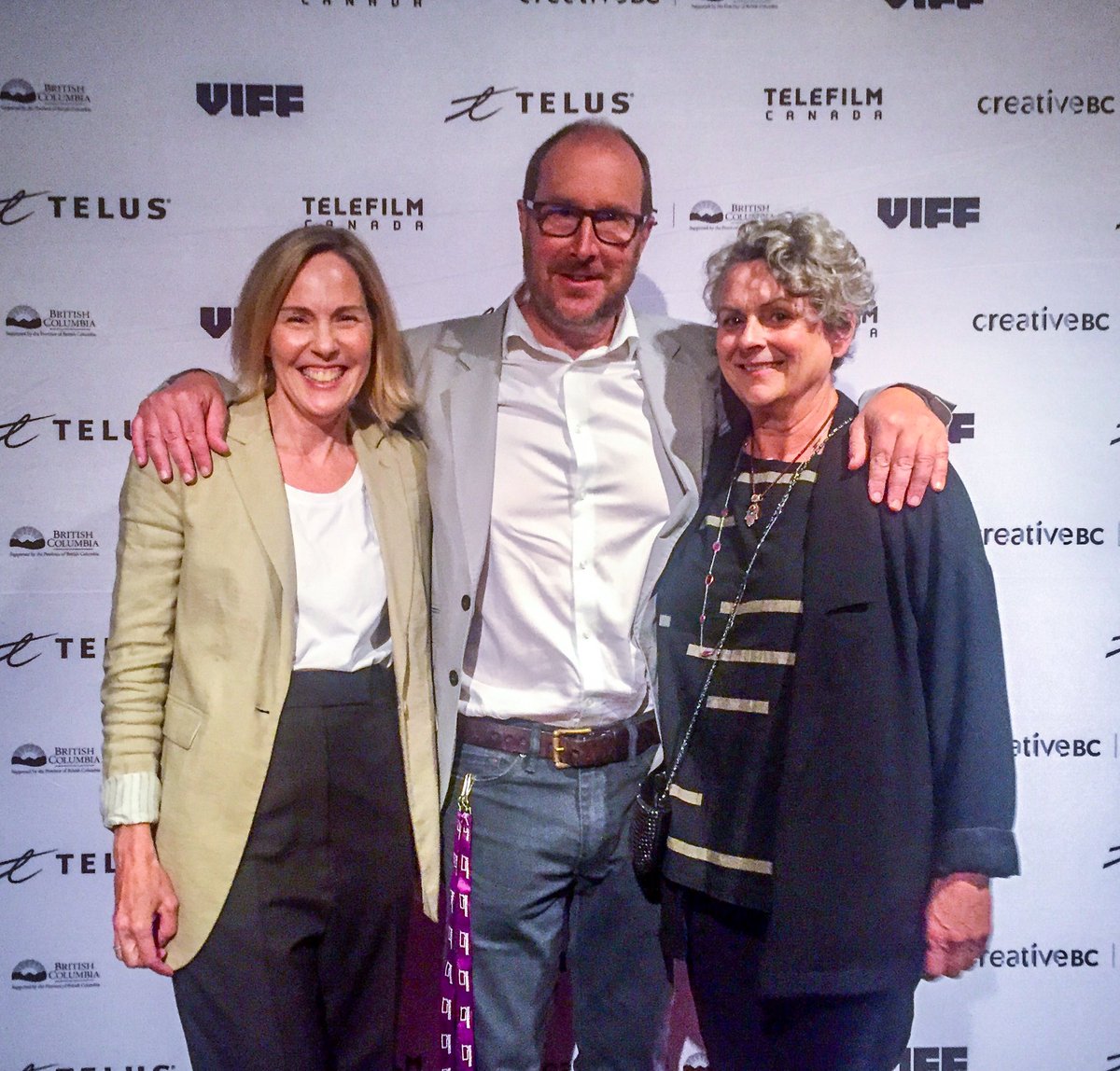 yvrscreenscene's tweet photo. On the red carpet for the hometown premiere of @kingswayfilm @RioTheatre. With @GabrielleRose79 @CamilleSully #brucesweeney #agamdarshi and more. @VIFFest https://t.co/RUIiWKJsoi