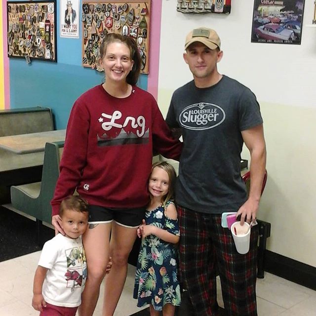 WaffleConeLLC's tweet photo. Marley and family https://t.co/DRwUw8ef2g https://t.co/spjh9Nfy5E