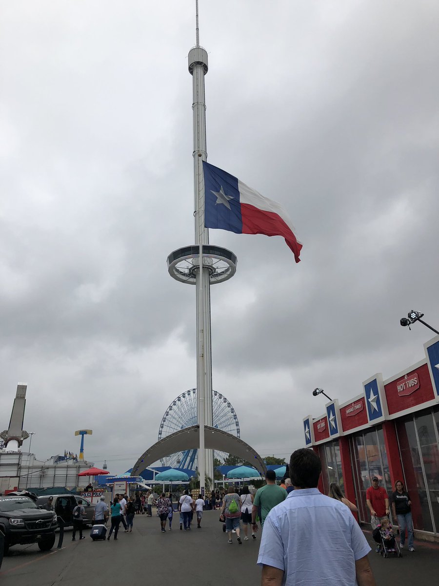 adeavens's tweet image. Super fun weekend with family, fair, &amp;amp; football!  #HappyBirthday Krysten 15 years blew by pretty quickly!  #WayToGrow