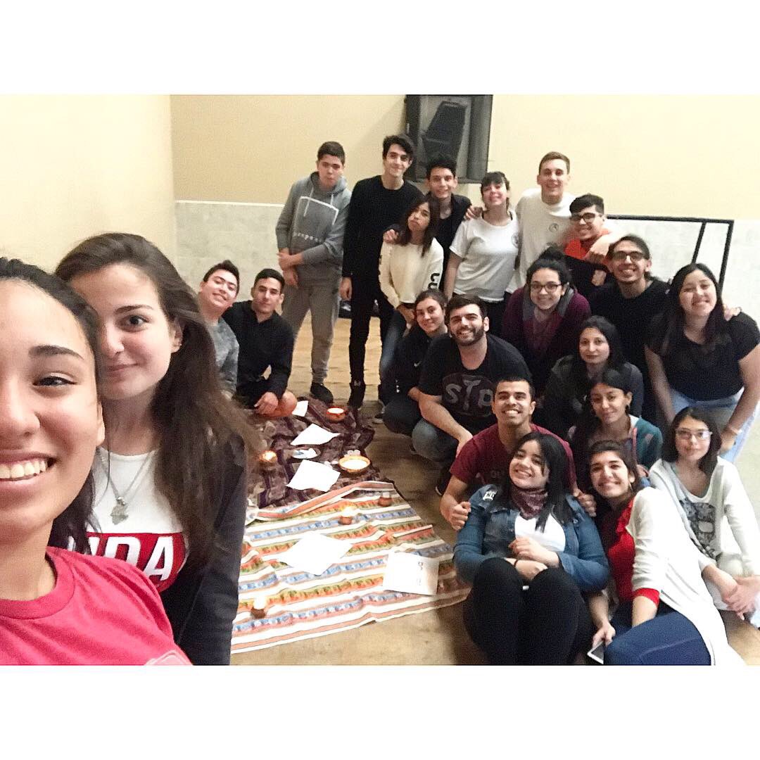 PastoralGamba's tweet photo. Hoy compartimos juntos el encuentro pre-Luján 💙 UNA SEMANAAAAAAA! 🙏🏼🏃🏻‍♂️ https://t.co/qzBzAwJLLu