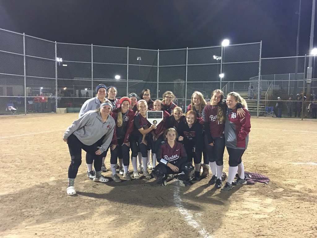 KerstynB's tweet image. @bentonsoftball_ defeats Savannah 12-11! Champions of the Silver Bracket. And now we all 😴 after 12 hours of softball